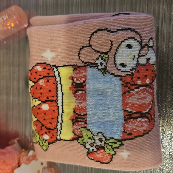 Hello Kitty Pink Accessory Gift Set with Tote, Headbands & Key Charm See 📸 - Picture 12 of 12